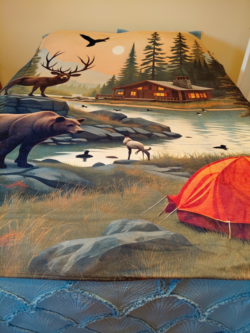 Wildlife Cabin Scenic Microfiber Bedding Throw in Orange and Blue